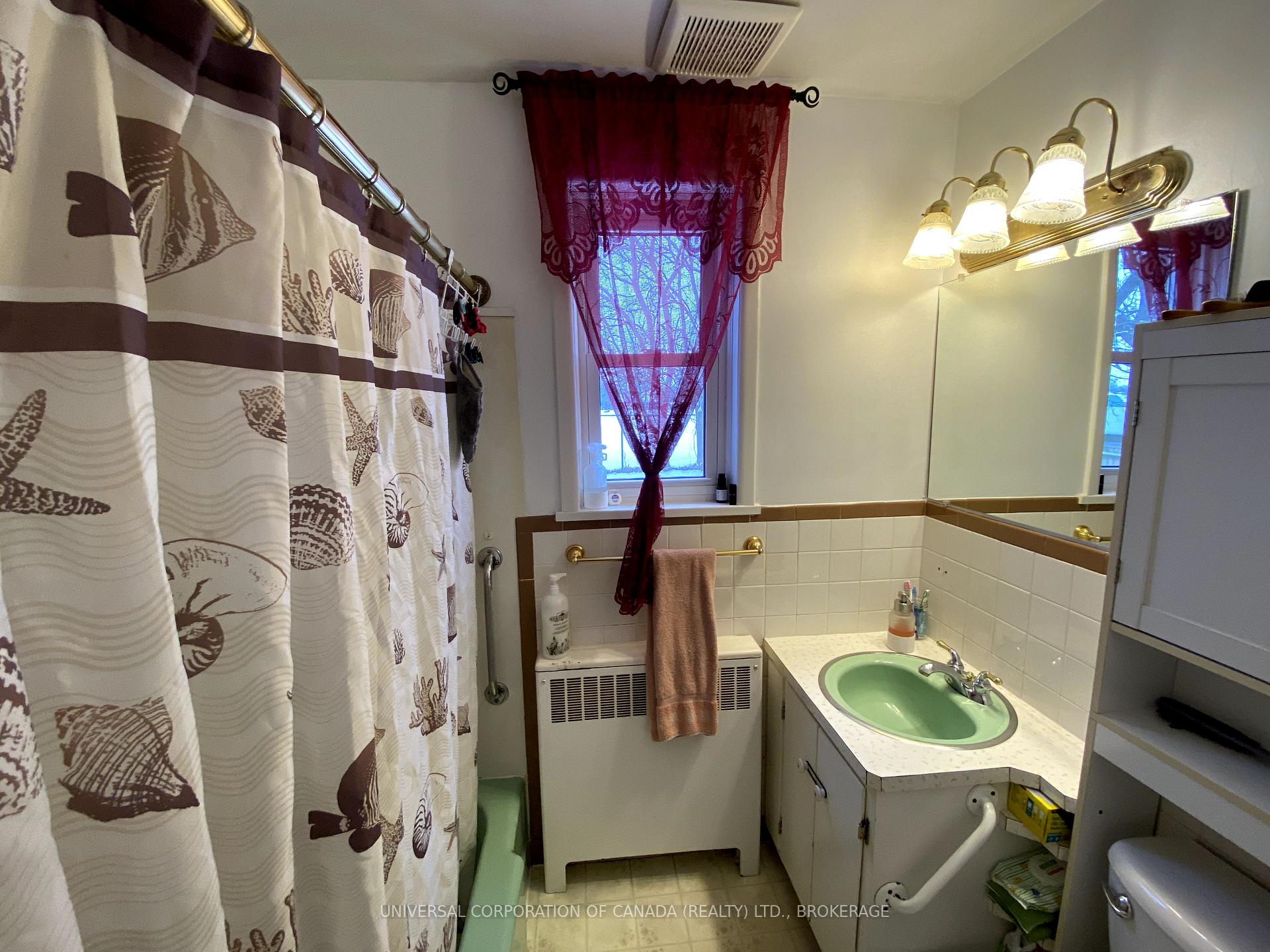 Photo 13 of 181 Elk Street, Aylmer — HOMEH