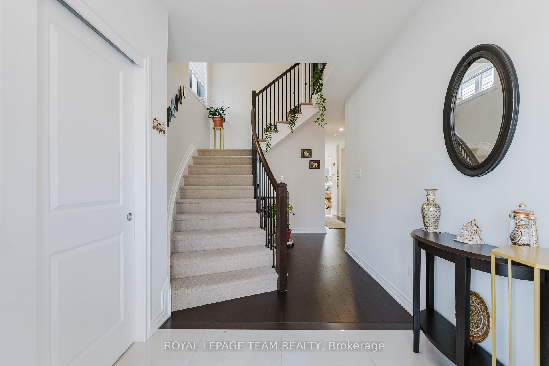 Photo 4 of 125 Robin Easey Avenue, Ottawa, Barrhaven - Half Moon Bay — HOMEH