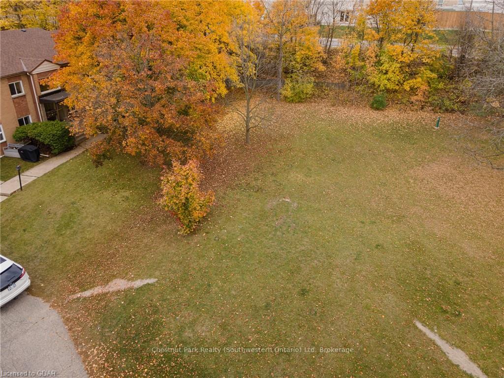 Photo 6 of 106 Sunnylea Crescent, Guelph, General Hospital — HOMEH