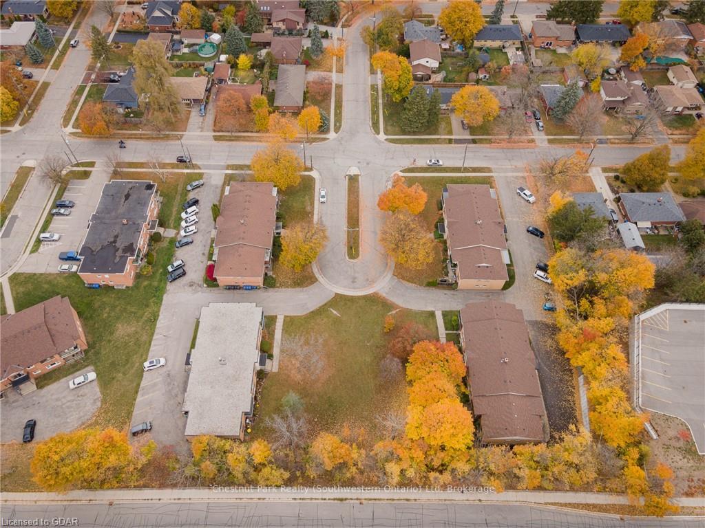 Photo 8 of 106 Sunnylea Crescent, Guelph, General Hospital — HOMEH