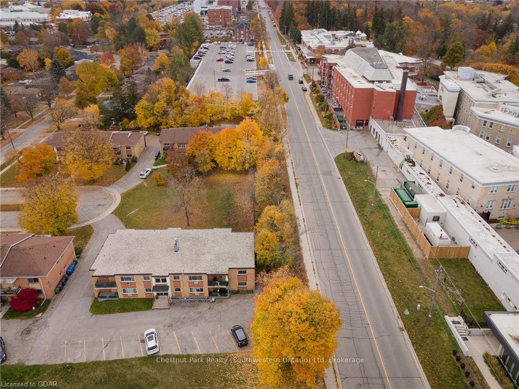 Photo 9 of 106 Sunnylea Crescent, Guelph, General Hospital — HOMEH