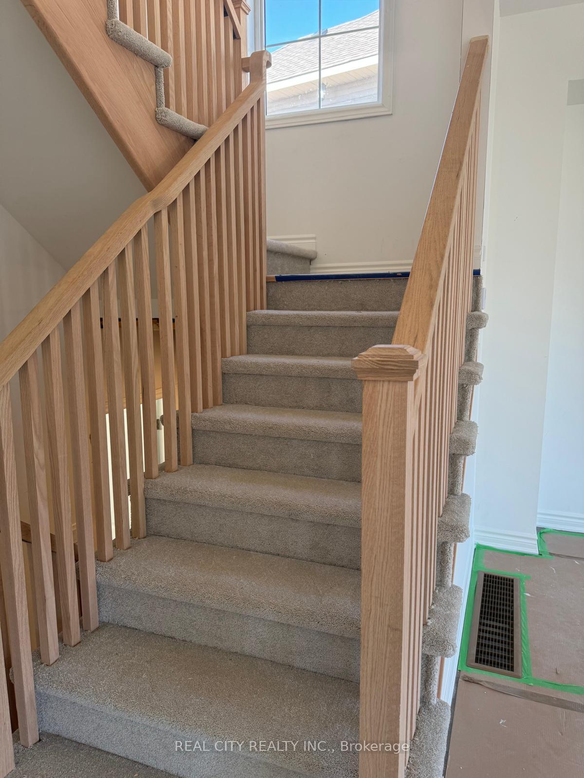 Photo 21 of 63 Bradden Crescent, Belleville, Belleville Ward — HOMEH