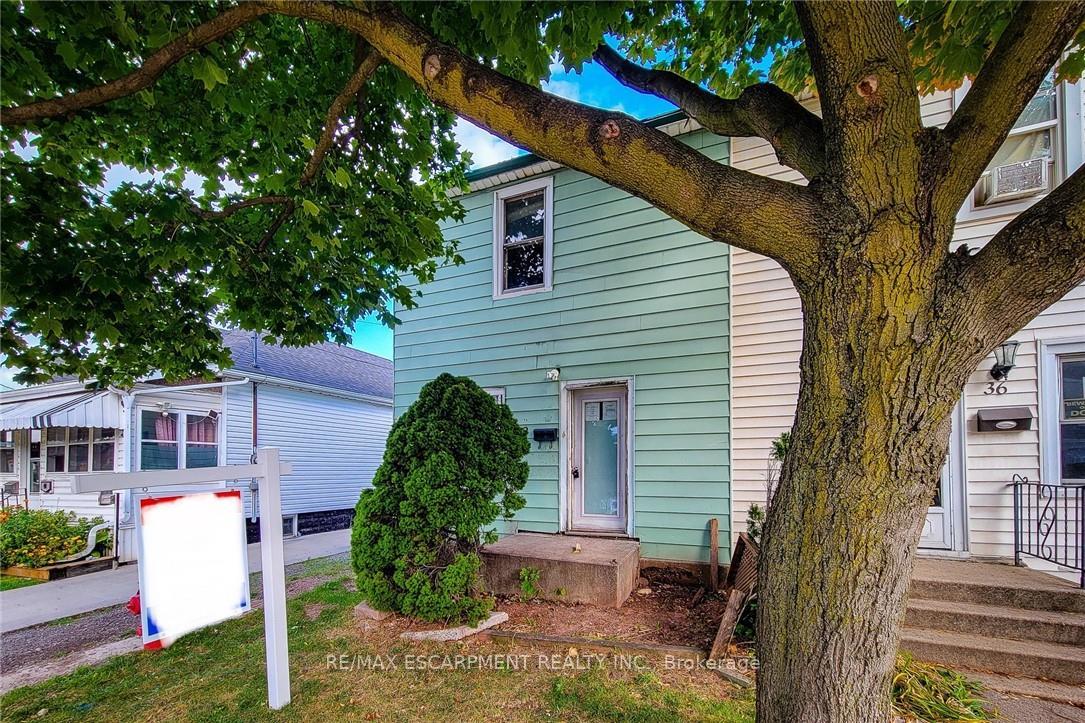 Photo 1 of 38 Ellis Avenue, Hamilton, Crown Point — HOMEH