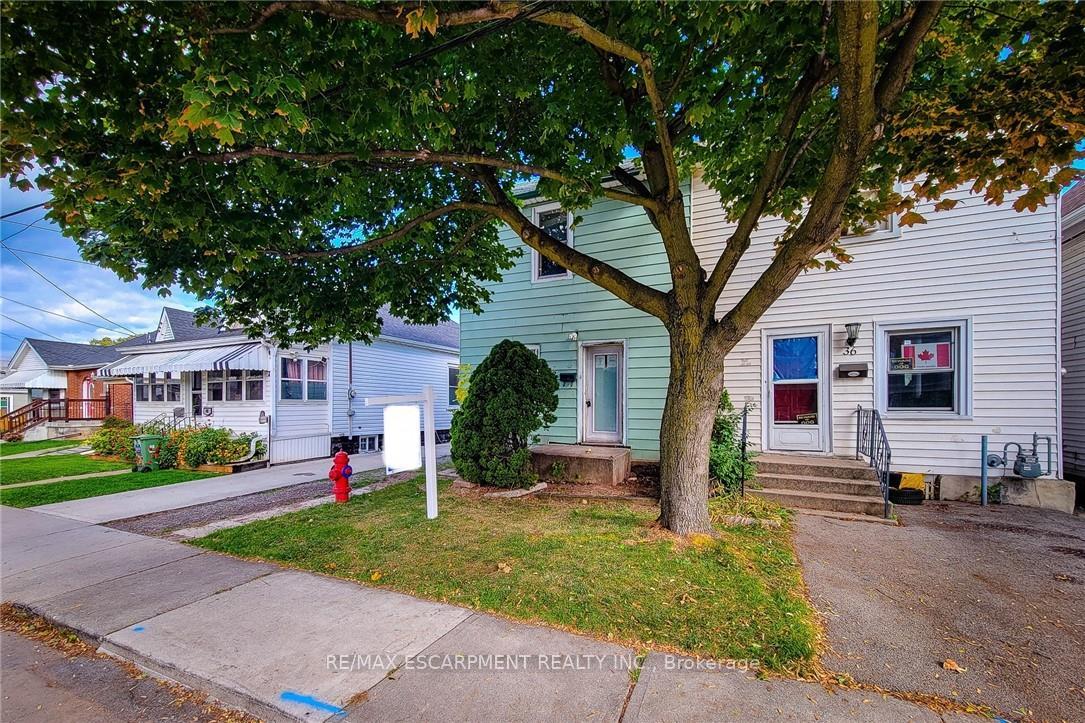 Photo 3 of 38 Ellis Avenue, Hamilton, Crown Point — HOMEH