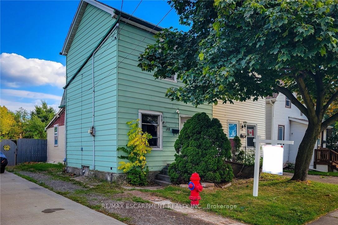 Photo 5 of 38 Ellis Avenue, Hamilton, Crown Point — HOMEH