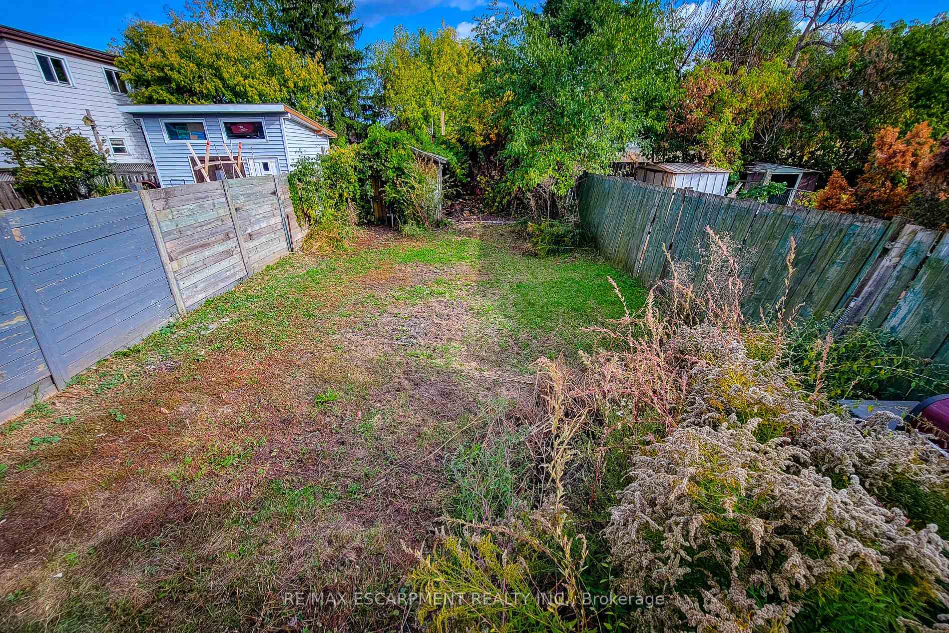 Photo 23 of 38 Ellis Avenue, Hamilton, Crown Point — HOMEH