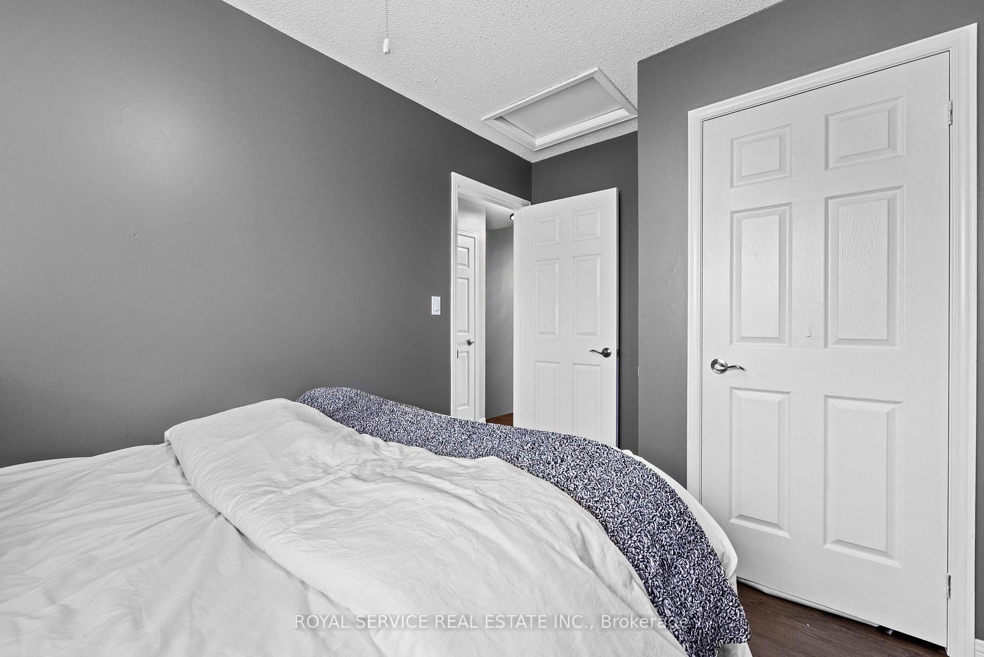 Photo 18 of 45 Short Crescent, Clarington, Courtice — HOMEH