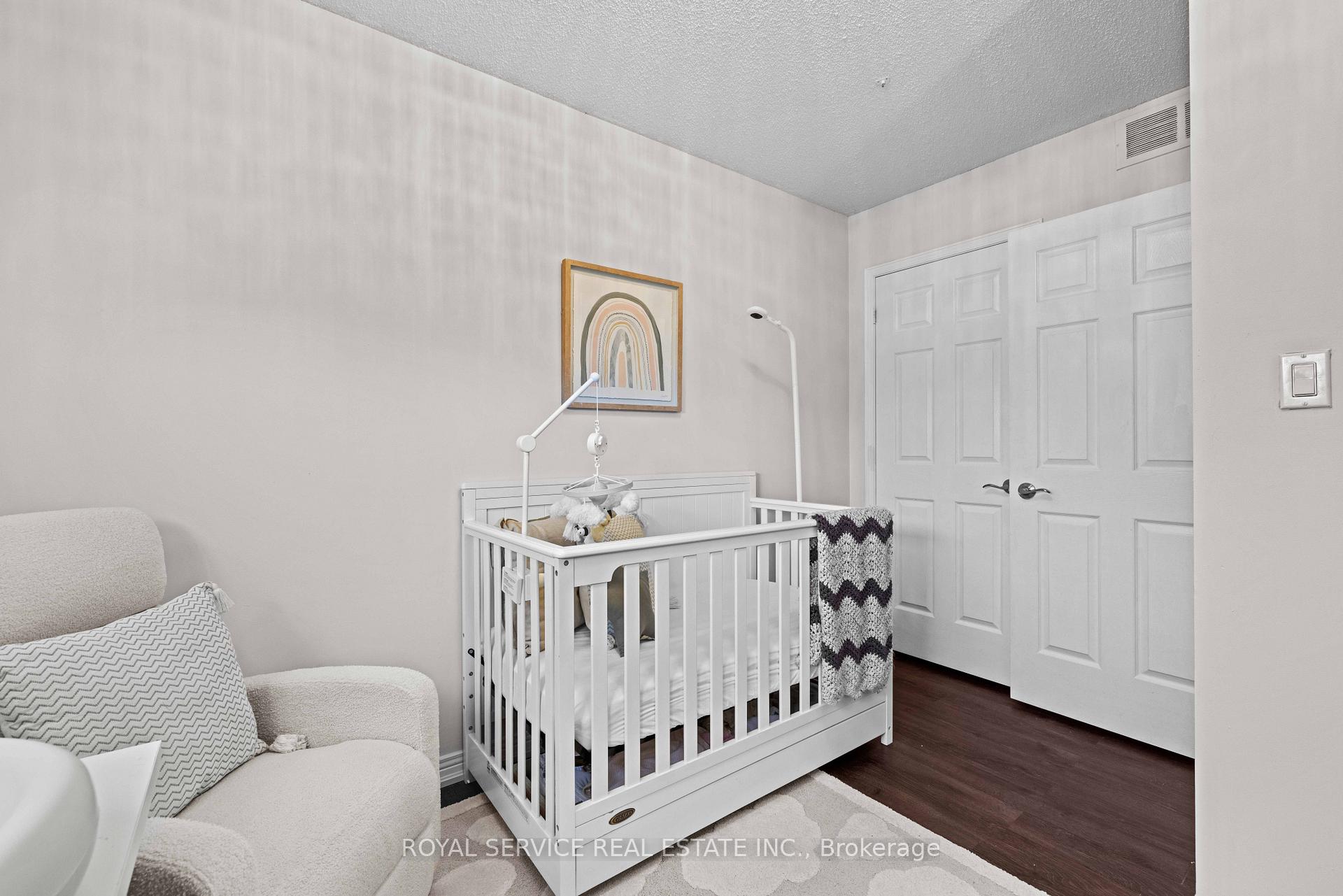 Photo 22 of 45 Short Crescent, Clarington, Courtice — HOMEH