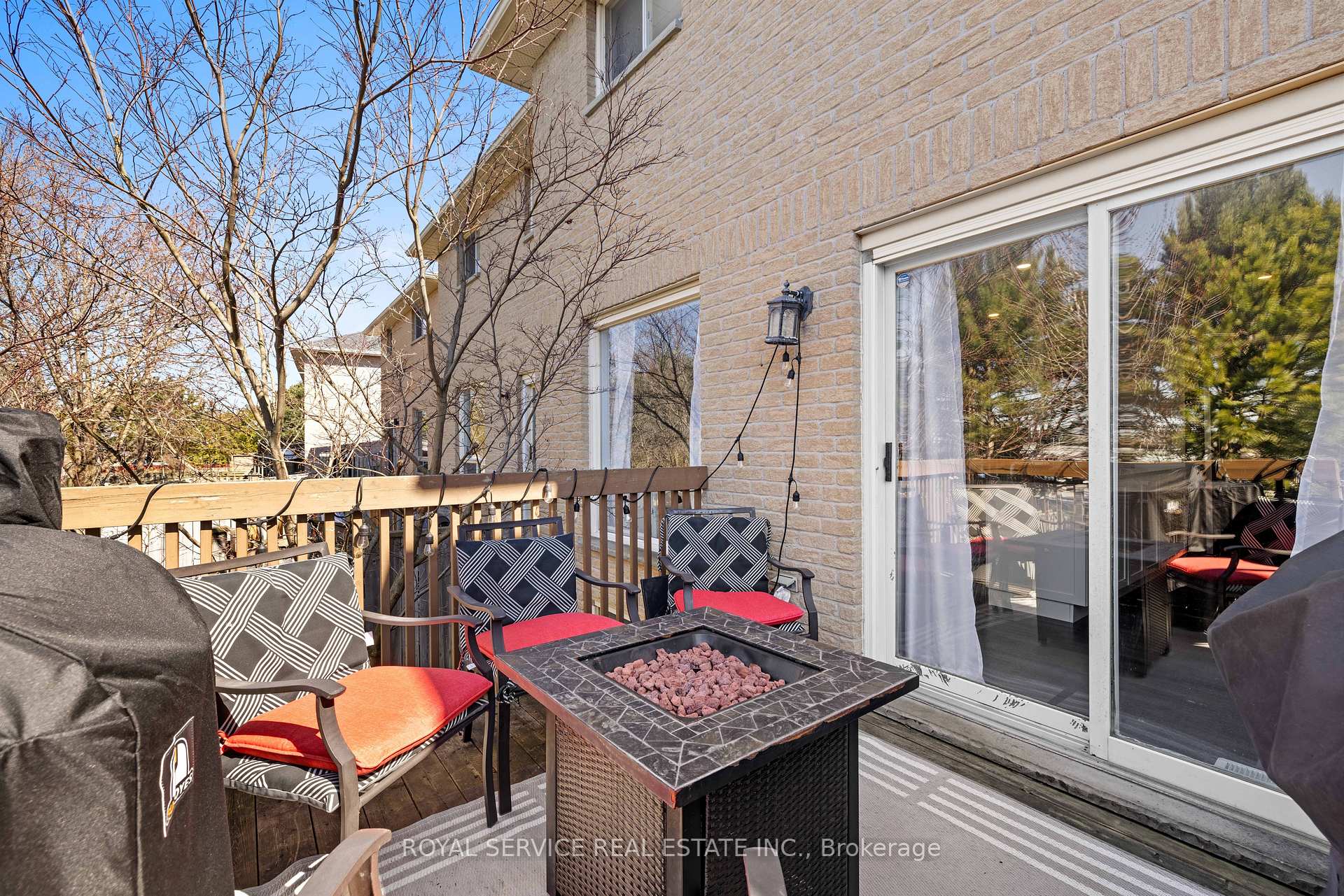 Photo 31 of 45 Short Crescent, Clarington, Courtice — HOMEH