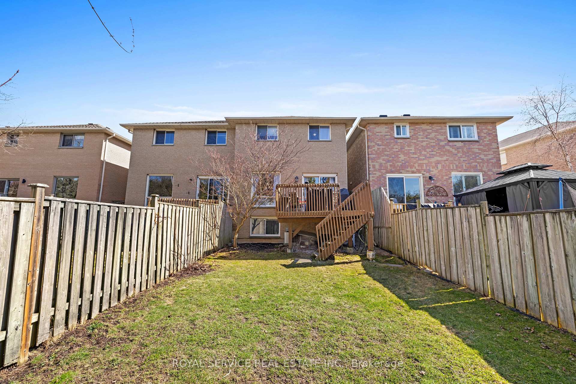 Photo 32 of 45 Short Crescent, Clarington, Courtice — HOMEH