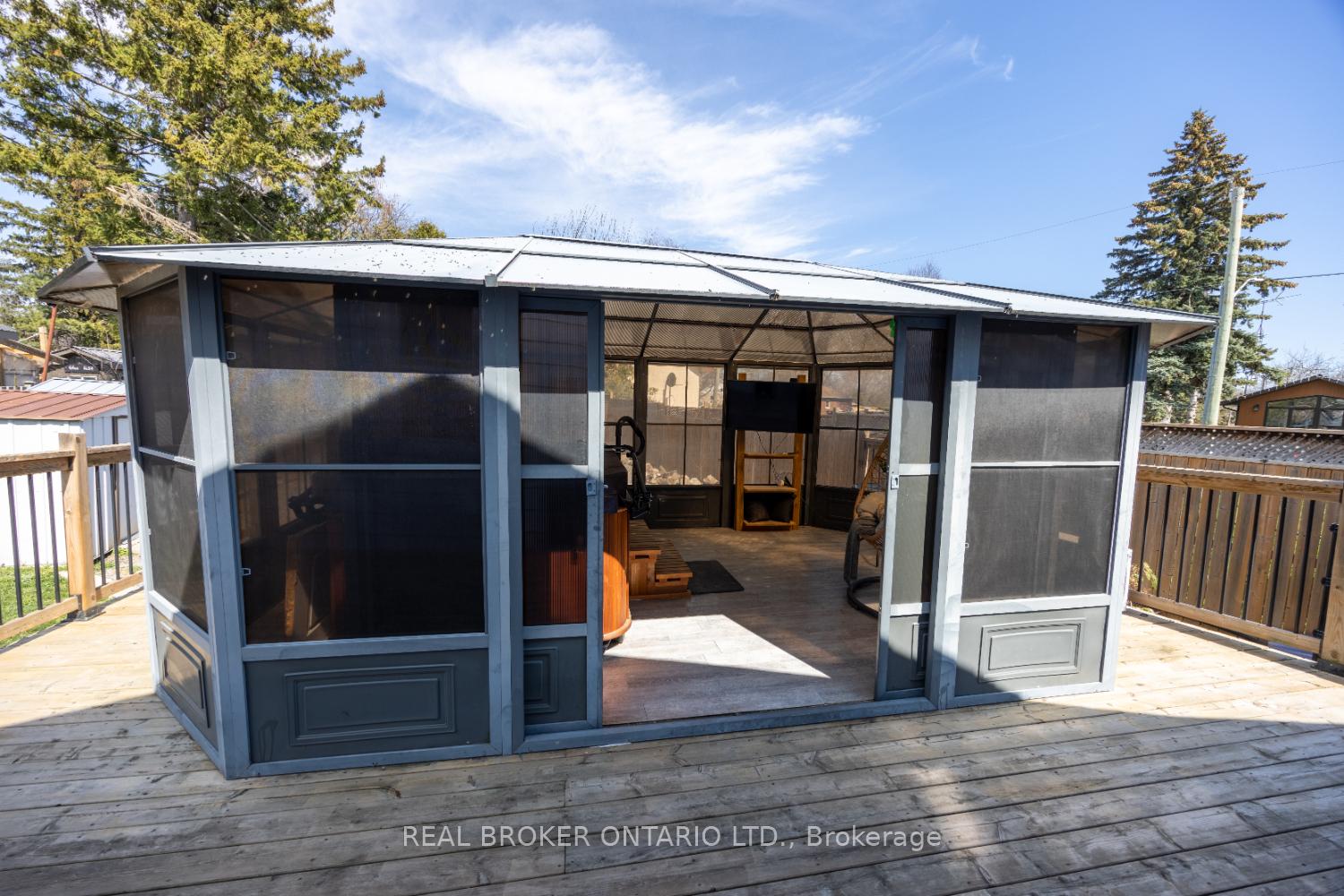 Photo 16 of 6 Waverley Road, Clarington, Bowmanville — HOMEH