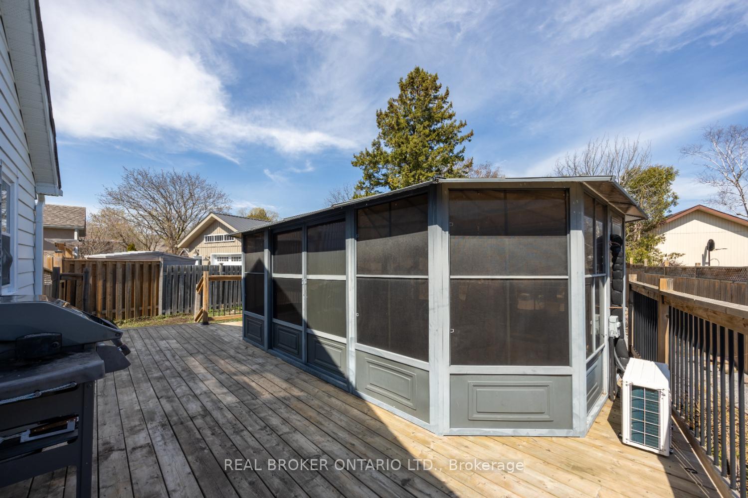 Photo 17 of 6 Waverley Road, Clarington, Bowmanville — HOMEH
