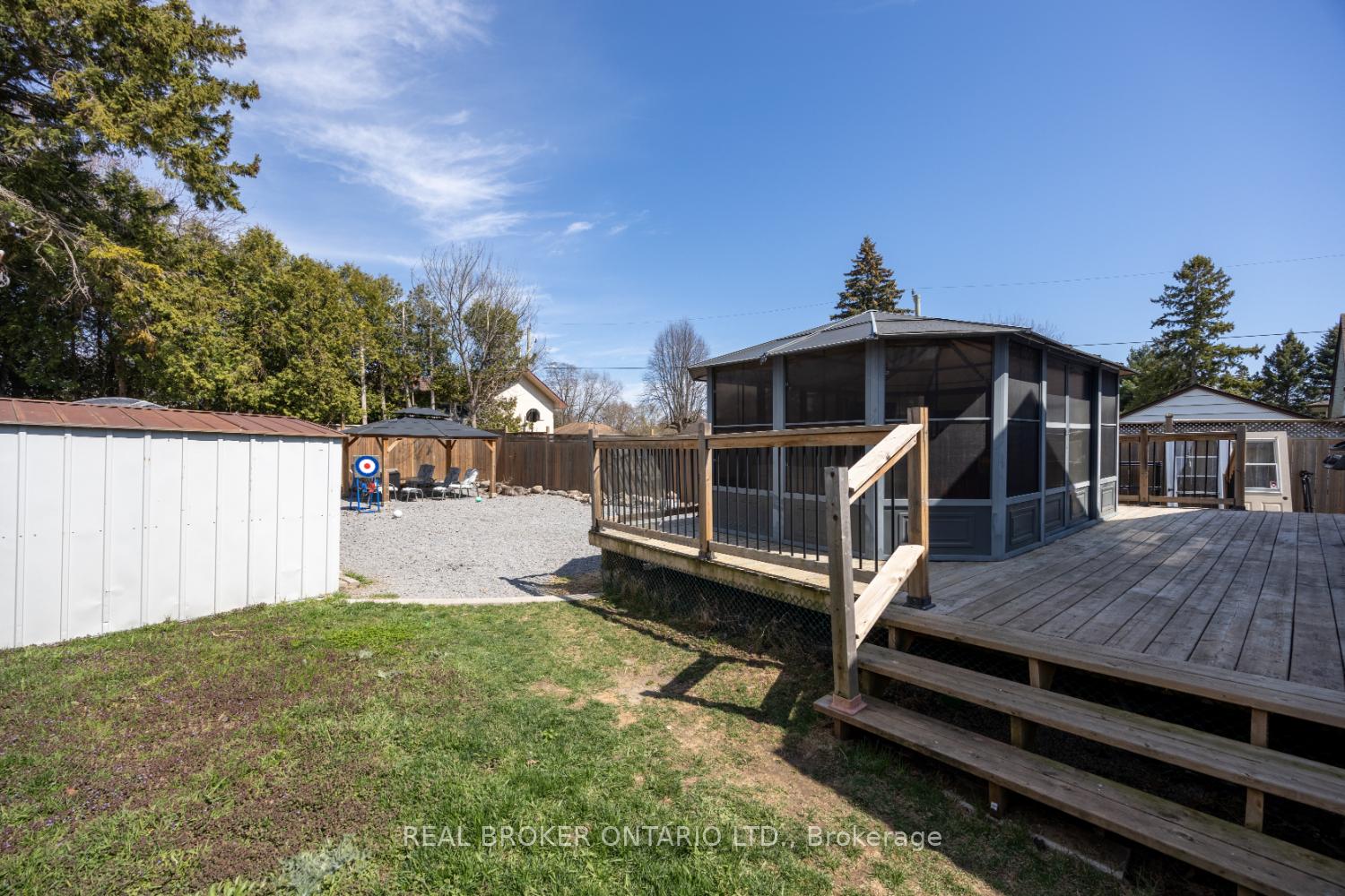 Photo 21 of 6 Waverley Road, Clarington, Bowmanville — HOMEH
