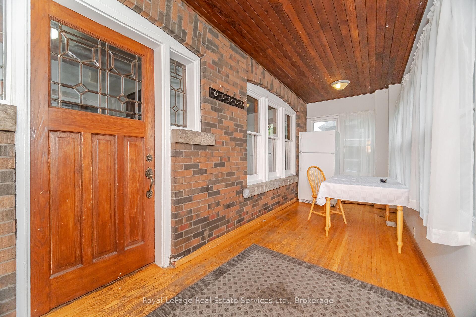 Photo 6 of 21 Paisley Avenue S, Hamilton, Westdale — HOMEH