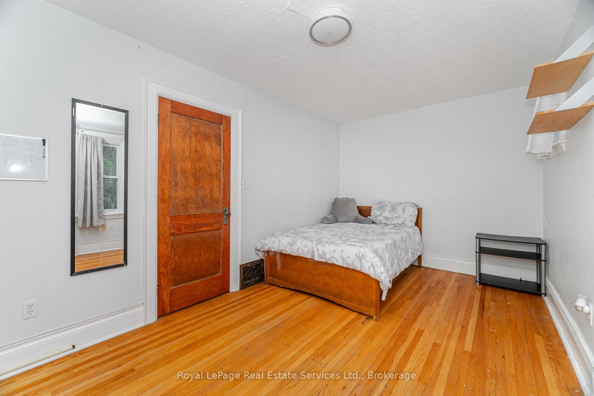 Photo 19 of 21 Paisley Avenue S, Hamilton, Westdale — HOMEH