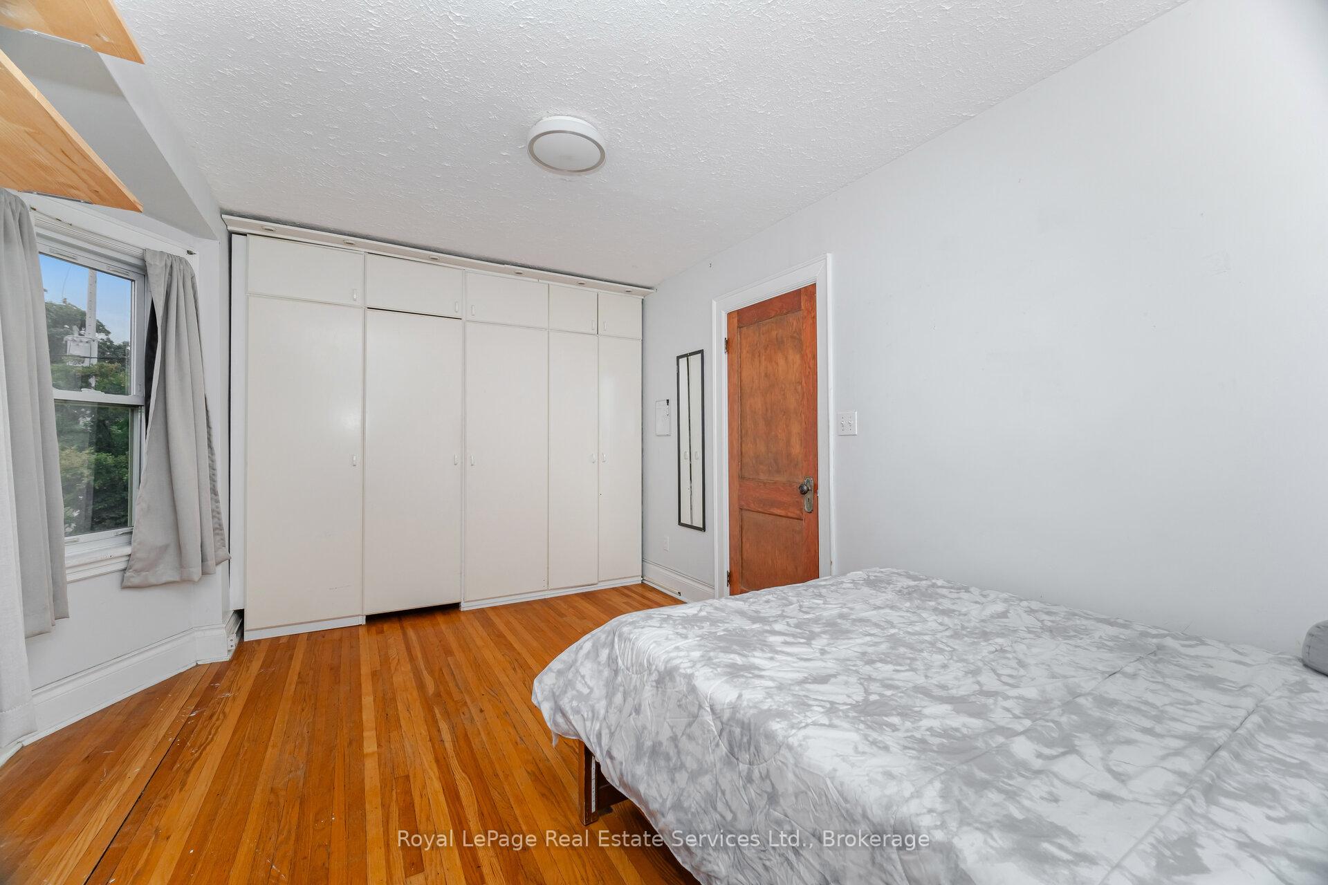 Photo 20 of 21 Paisley Avenue S, Hamilton, Westdale — HOMEH