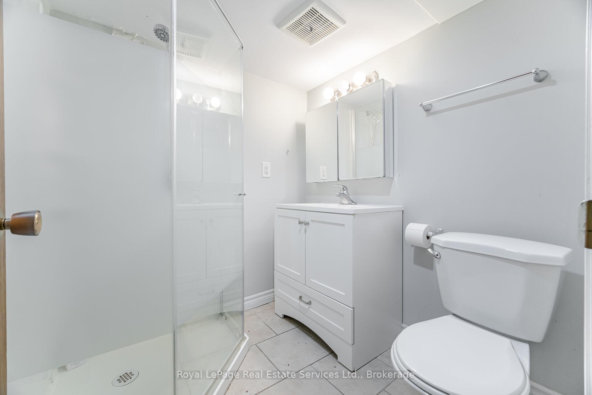 Photo 33 of 21 Paisley Avenue S, Hamilton, Westdale — HOMEH