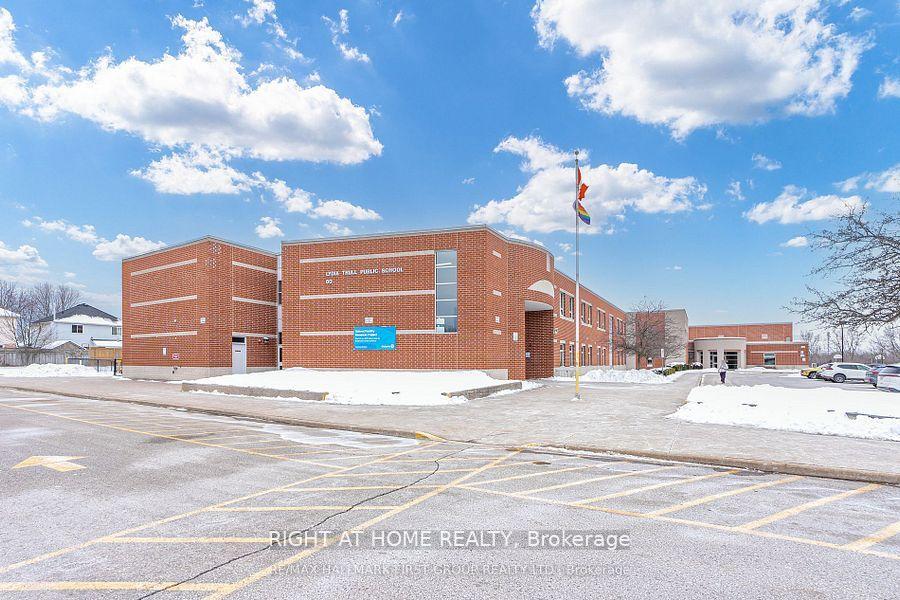 Photo 37 of 14 Brownstone Crescent, Clarington, Courtice — HOMEH