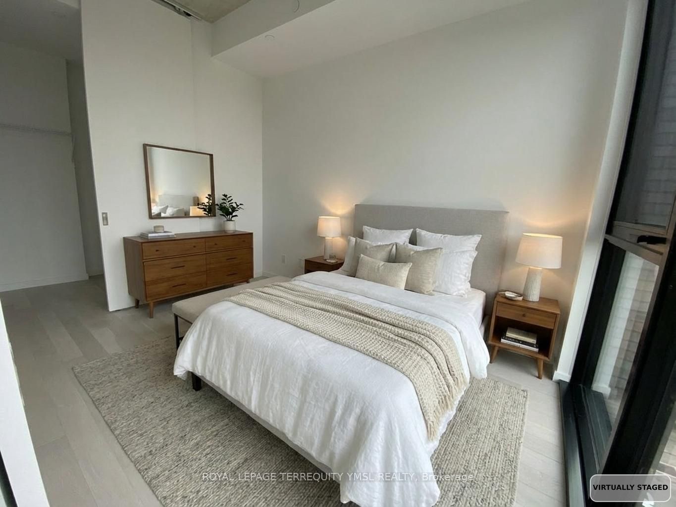 Photo 34 of Unit 816, 7 Smith Crescent, Etobicoke, Stonegate-Queensway — HOMEH