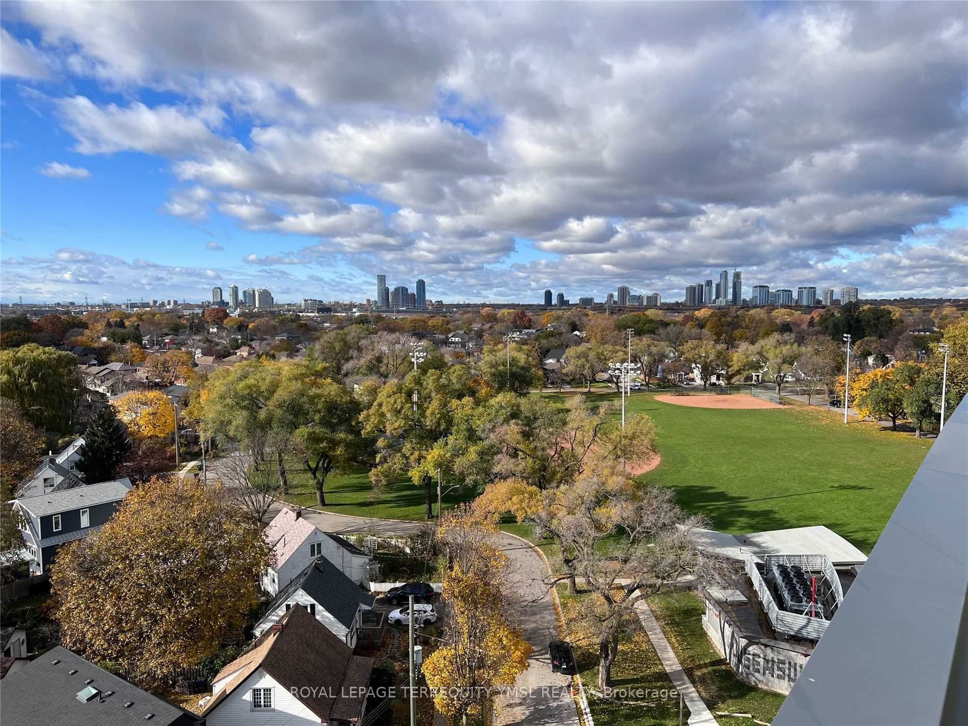 Photo 56 of Unit 816, 7 Smith Crescent, Etobicoke, Stonegate-Queensway — HOMEH