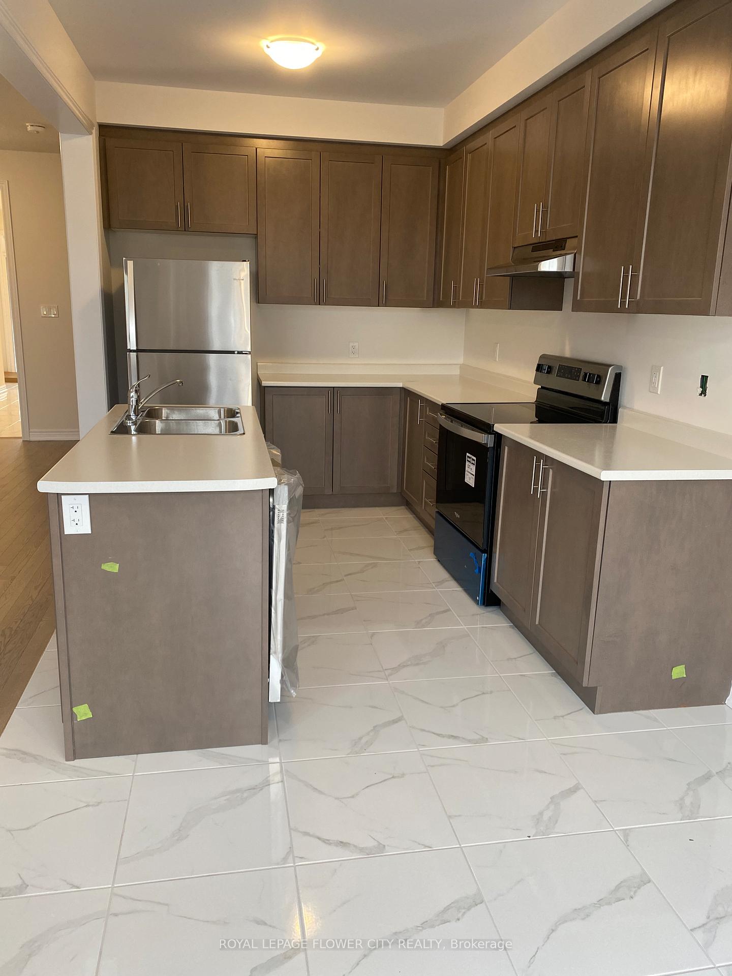 Photo 10 of Unit 51, 166 Deerpath Drive, Guelph, Willow West/Sugarbush/West Acres — HOMEH