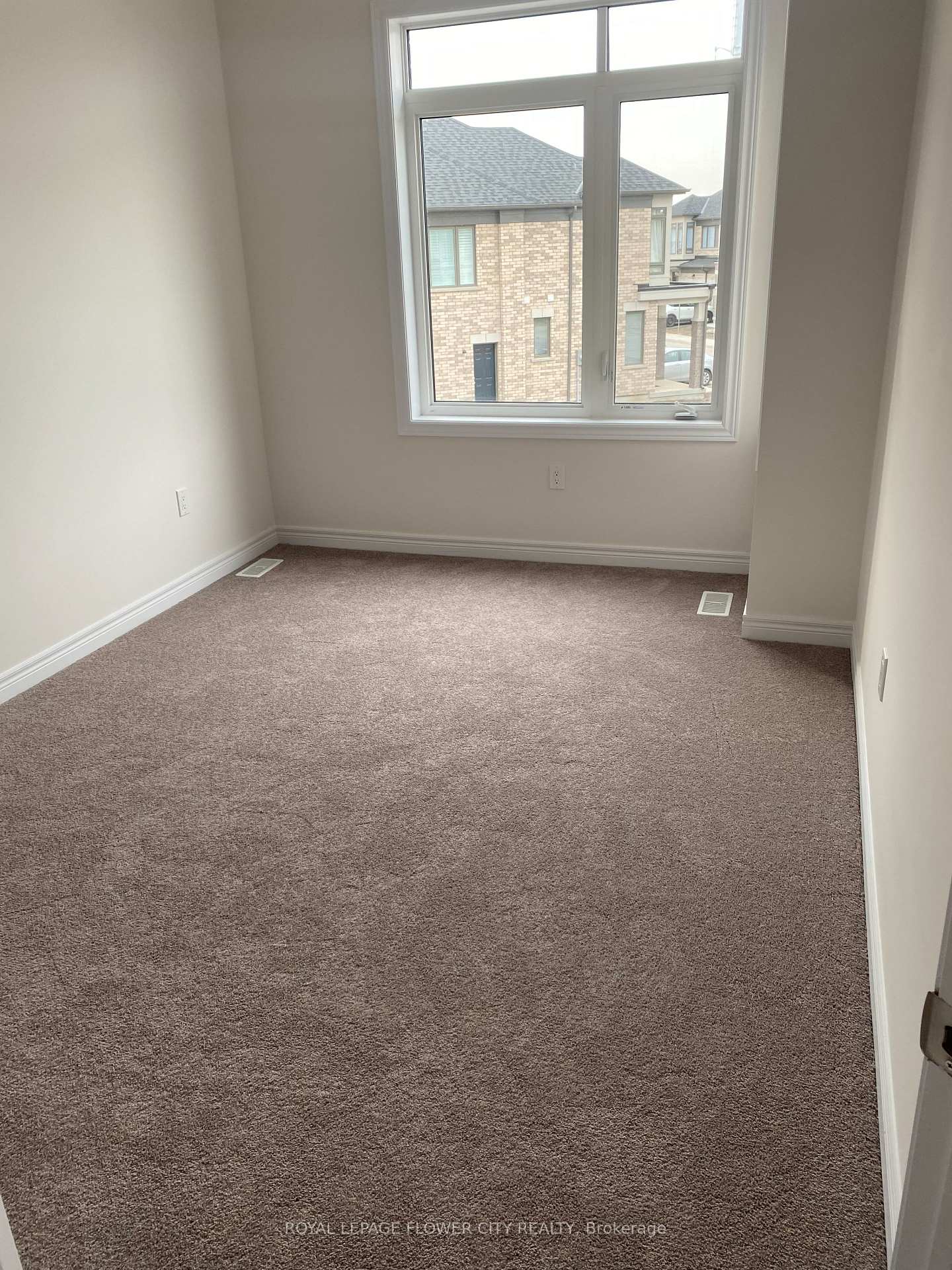 Photo 13 of Unit 51, 166 Deerpath Drive, Guelph, Willow West/Sugarbush/West Acres — HOMEH