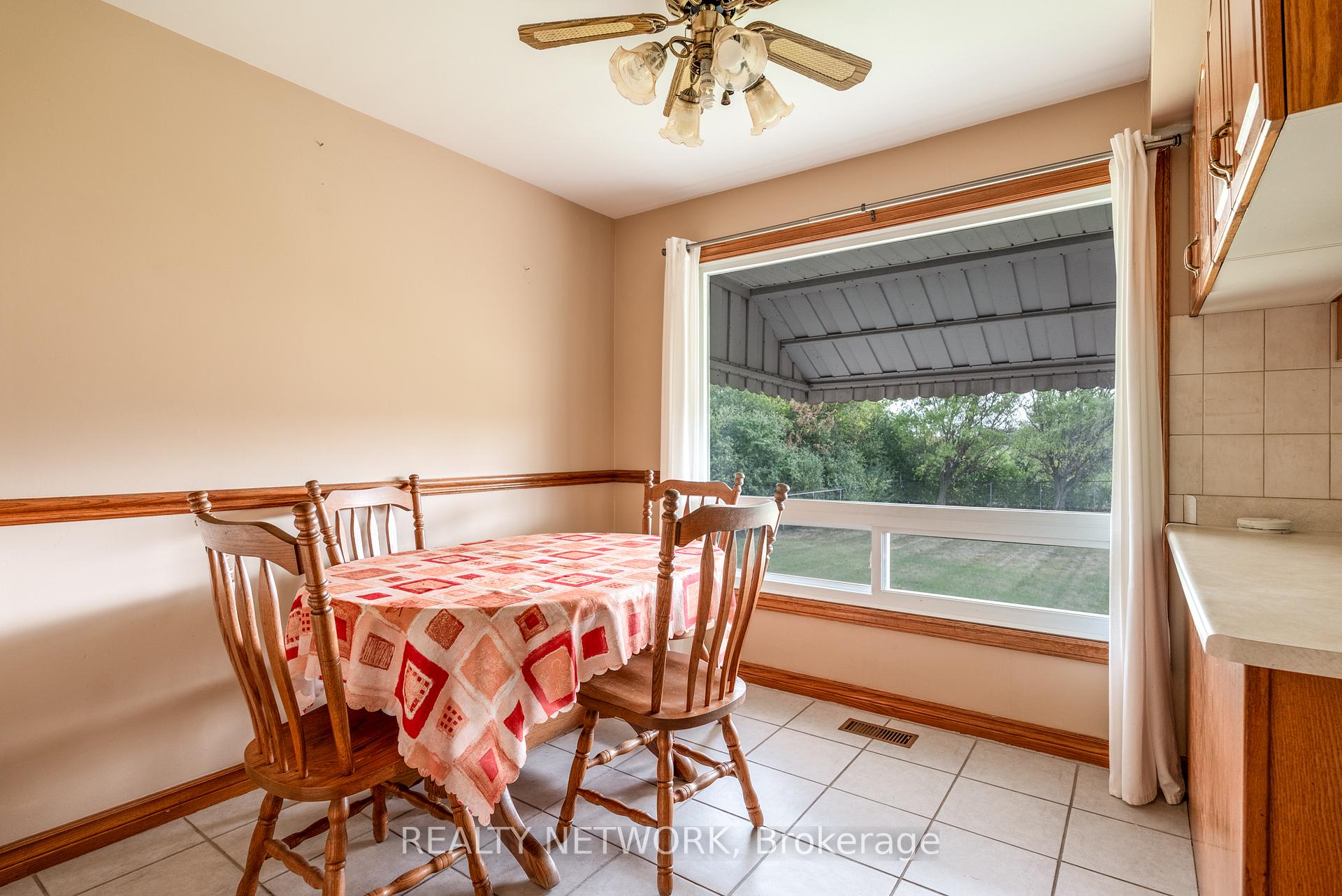 Photo 13 of 258 Jones Road, Hamilton, Fruitland — HOMEH