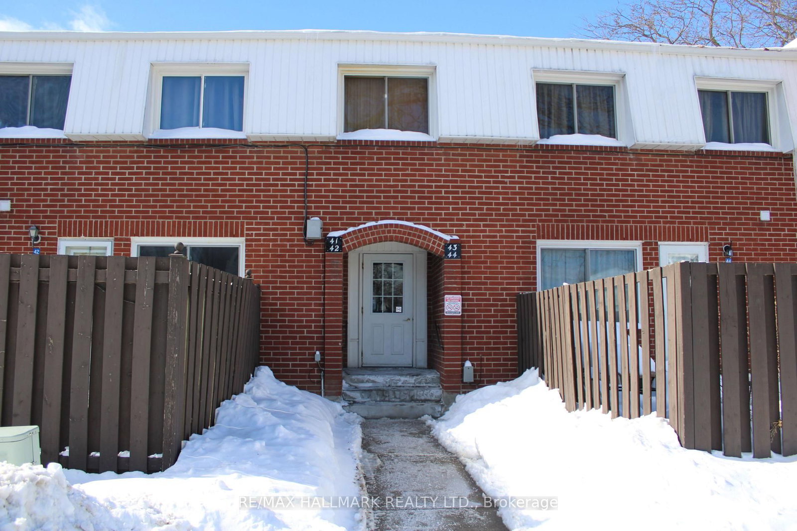 Photo 2 of Unit 41, 1010 Glen St, Oshawa, Lakeview — HOMEH