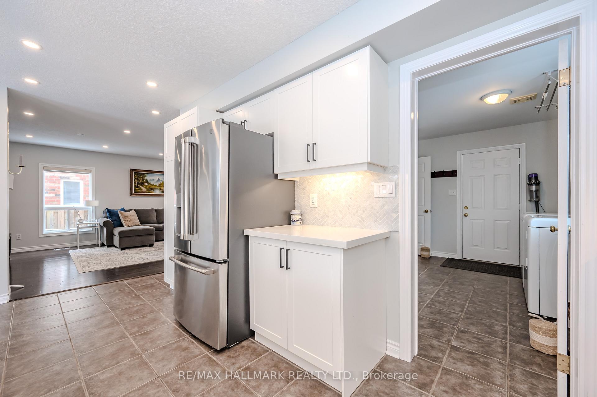 Photo 33 of 21 Hilltop Road, Guelph, Victoria North — HOMEH