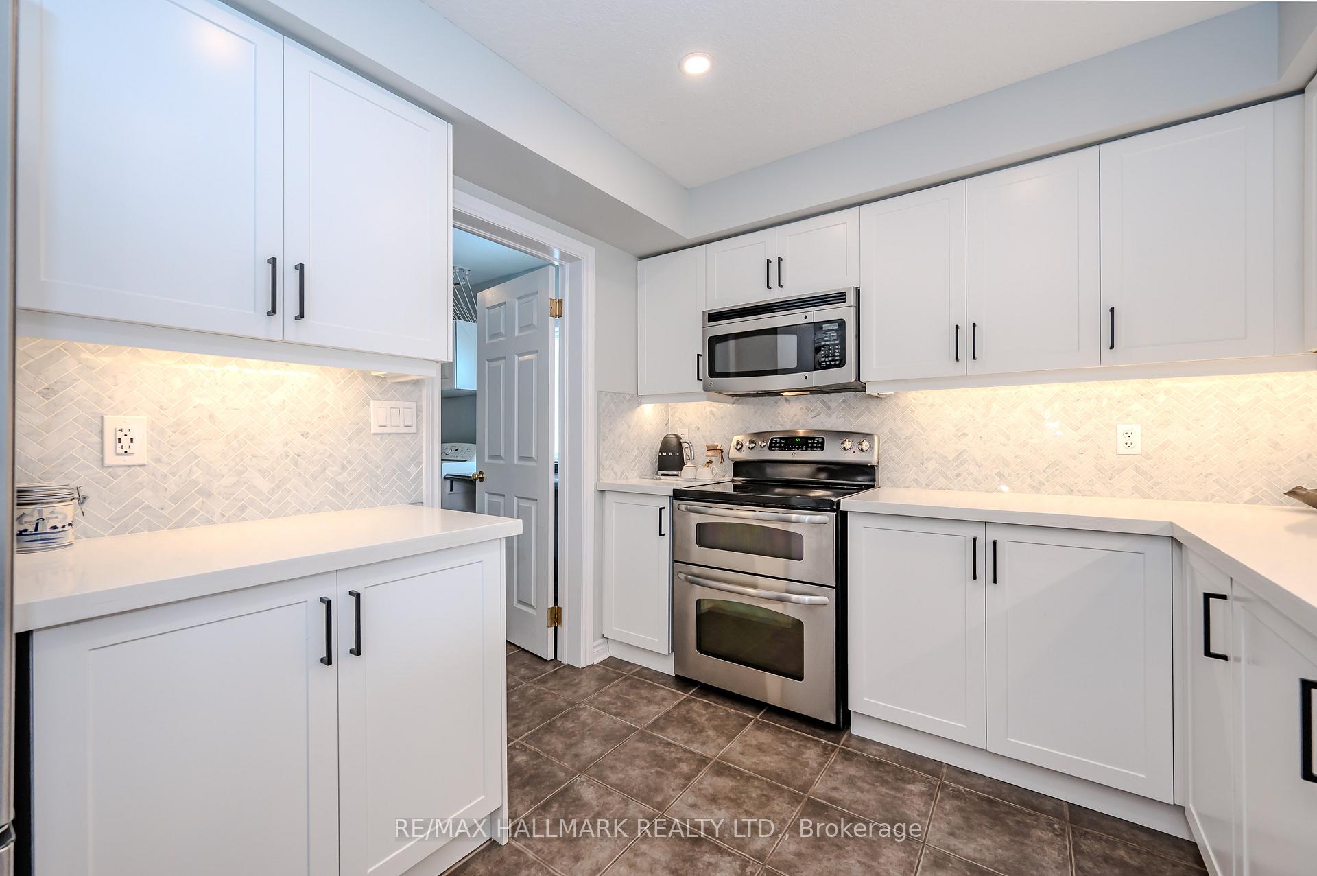 Photo 13 of 21 Hilltop Road, Guelph, Victoria North — HOMEH