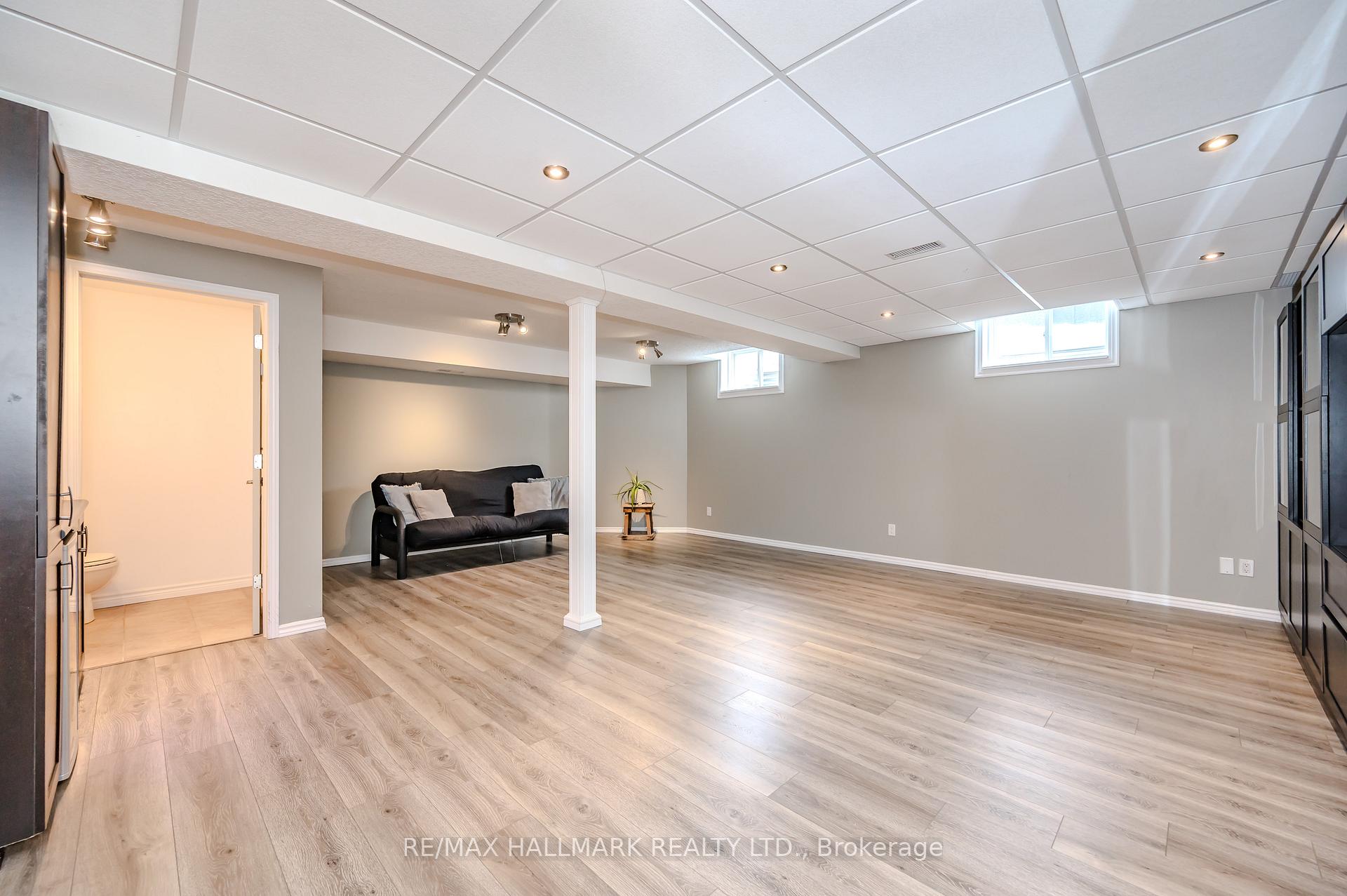 Photo 48 of 21 Hilltop Road, Guelph, Victoria North — HOMEH