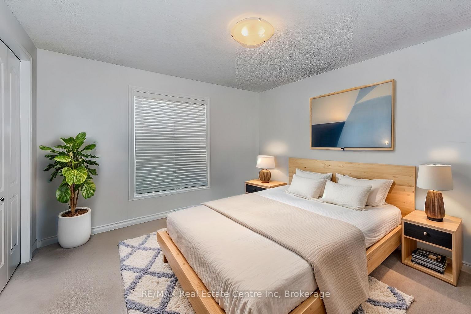 Photo 10 of 276 Carrington Drive, Guelph, Kortright West — HOMEH