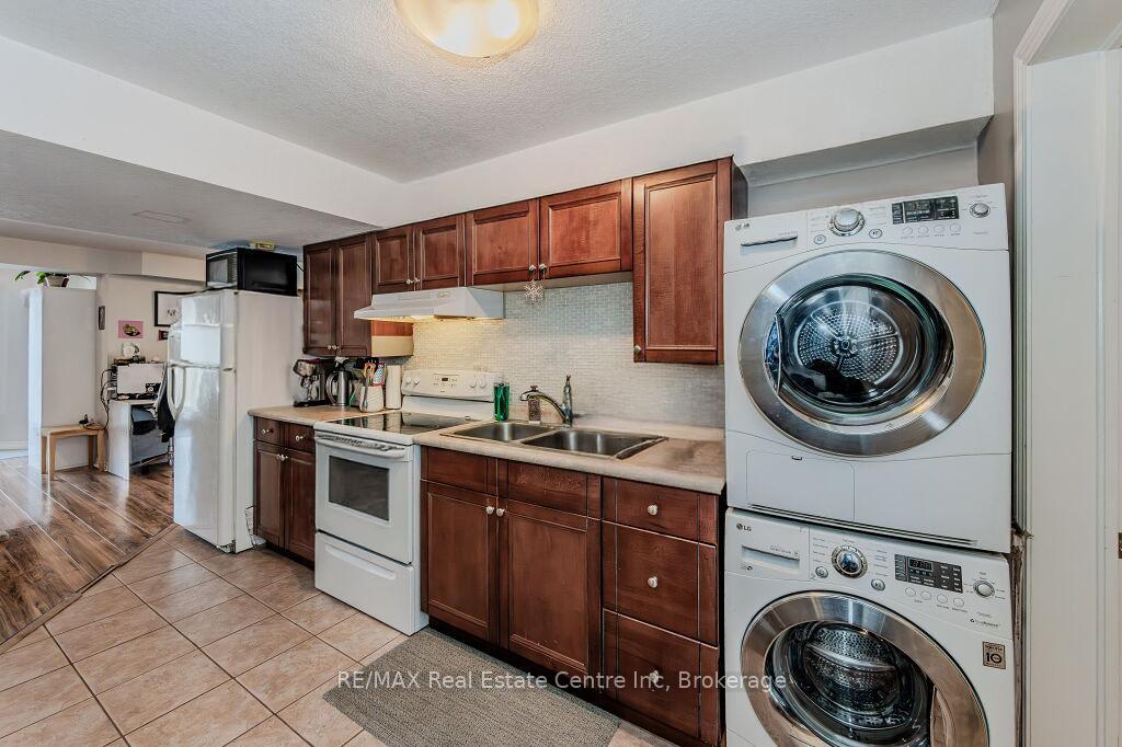 Photo 12 of 276 Carrington Drive, Guelph, Kortright West — HOMEH