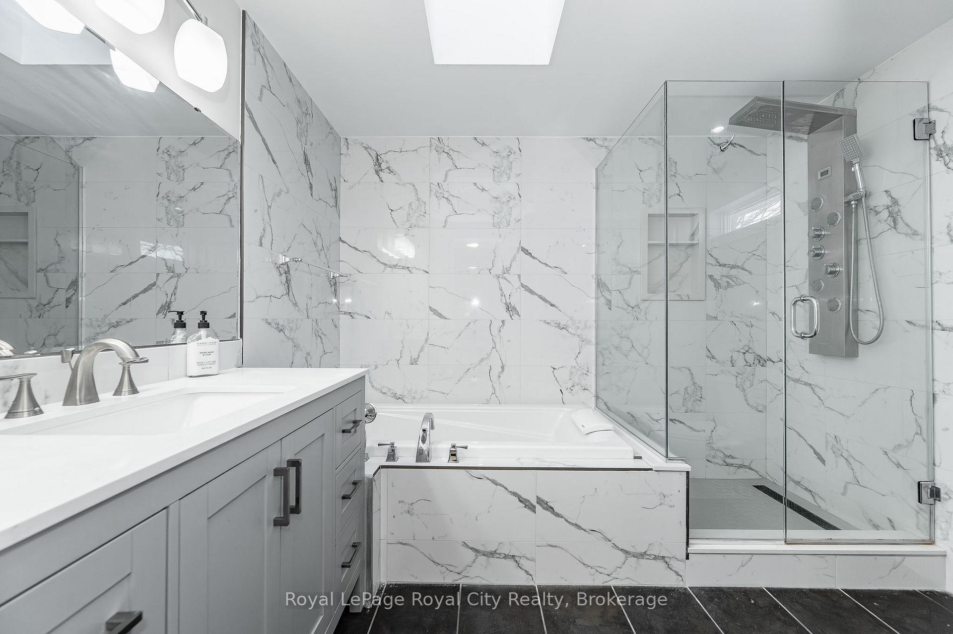 Photo 31 of 10 Freshmeadow Way, Guelph, Willow West/Sugarbush/West Acres — HOMEH