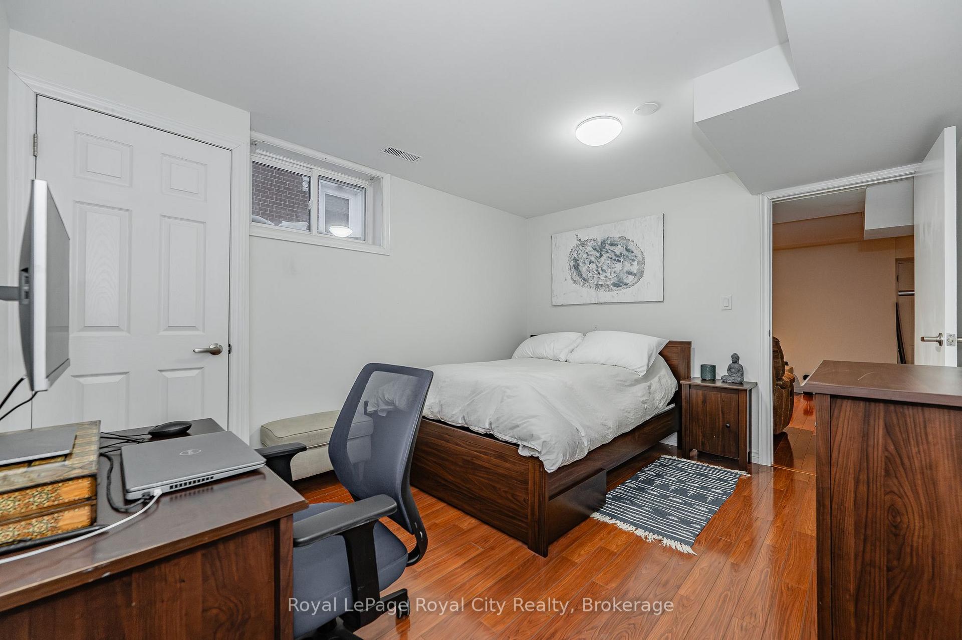 Photo 35 of 10 Freshmeadow Way, Guelph, Willow West/Sugarbush/West Acres — HOMEH
