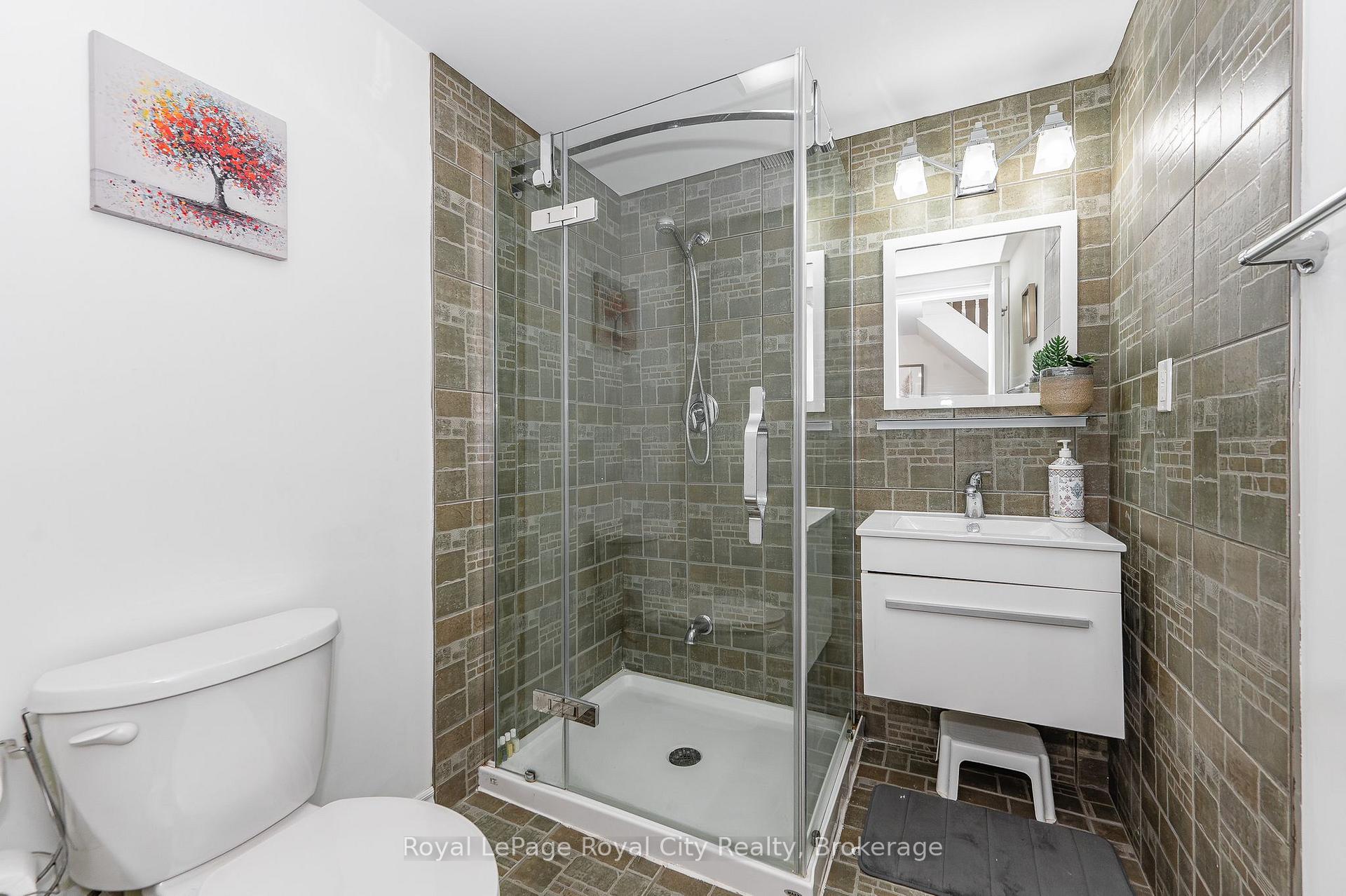 Photo 36 of 10 Freshmeadow Way, Guelph, Willow West/Sugarbush/West Acres — HOMEH