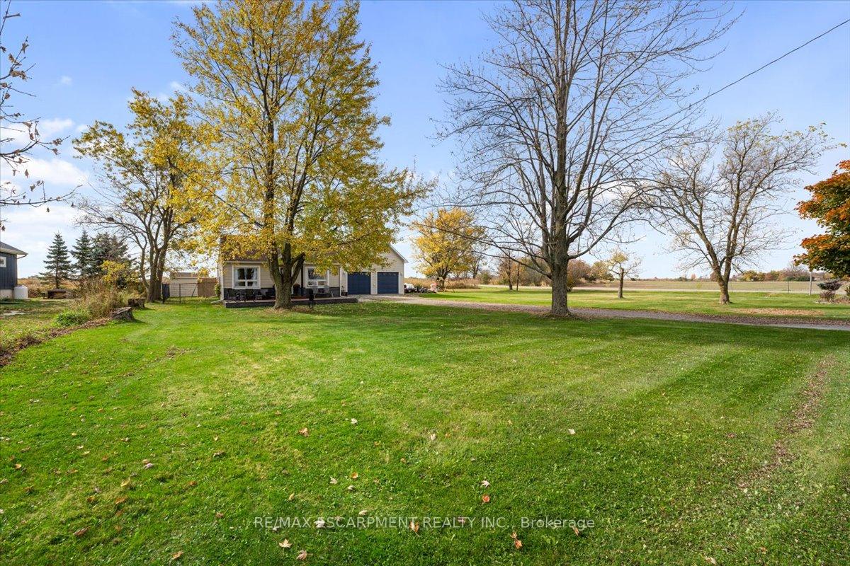 Photo 4 of 888 Green Mountain Road E, Hamilton, Rural Stoney Creek — HOMEH