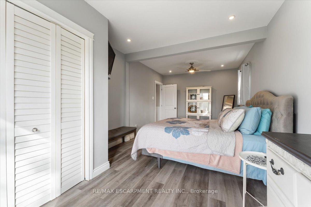 Photo 17 of 888 Green Mountain Road E, Hamilton, Rural Stoney Creek — HOMEH
