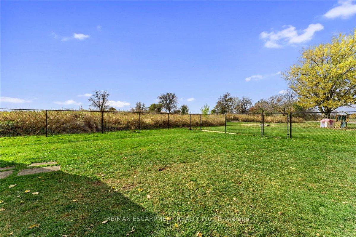Photo 26 of 888 Green Mountain Road E, Hamilton, Rural Stoney Creek — HOMEH