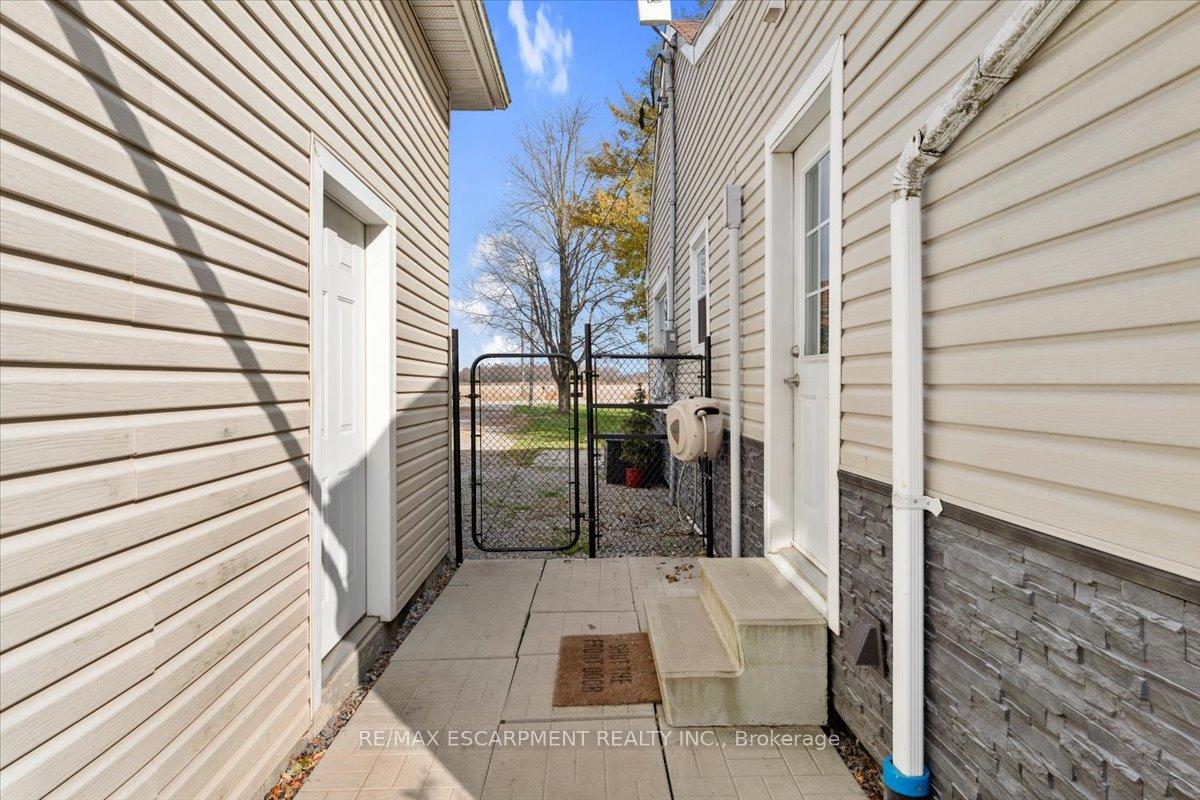 Photo 27 of 888 Green Mountain Road E, Hamilton, Rural Stoney Creek — HOMEH