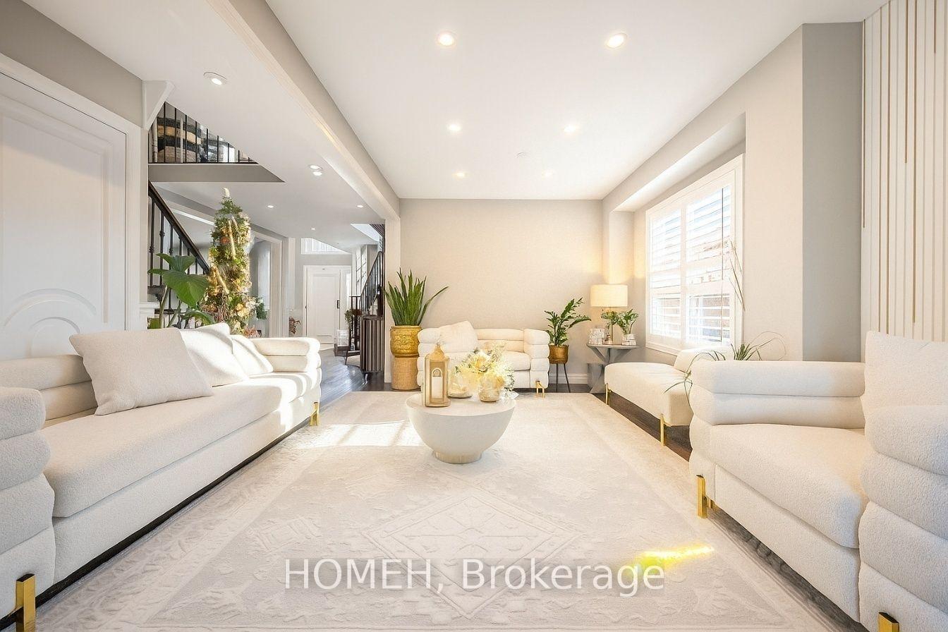 Photo 6 of 11 Bonny Meadows Drive, Aurora, Aurora Highlands — HOMEH