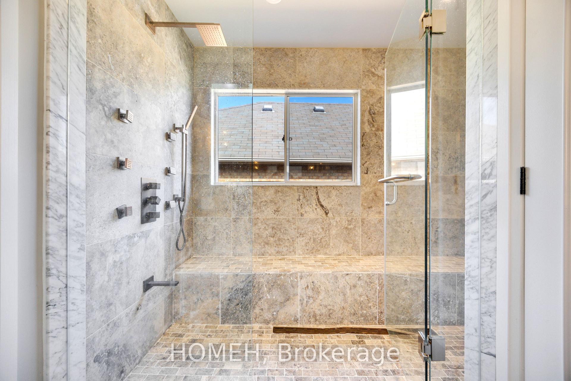 Photo 23 of 11 Bonny Meadows Drive, Aurora, Aurora Highlands — HOMEH