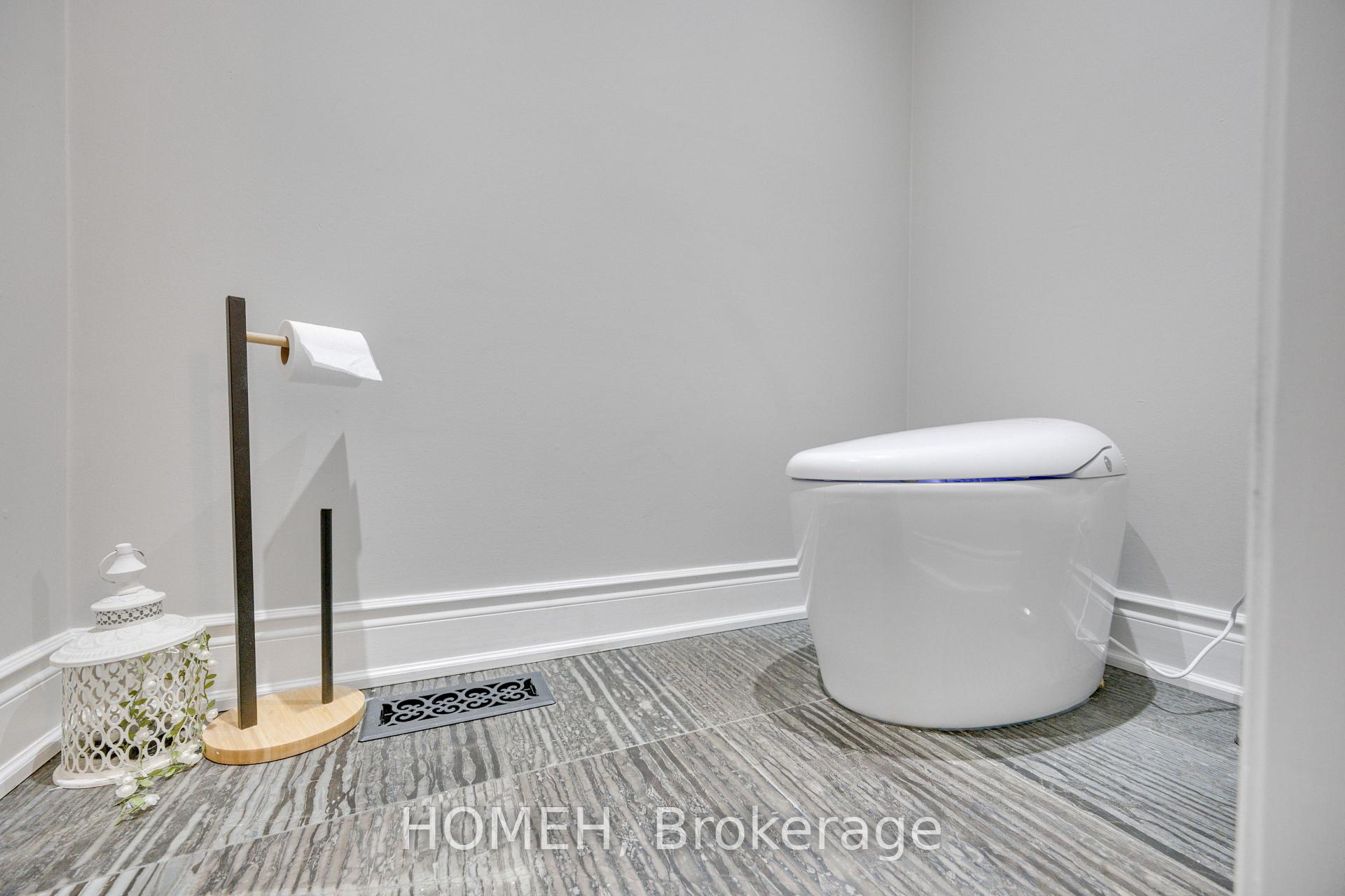 Photo 22 of 11 Bonny Meadows Drive, Aurora, Aurora Highlands — HOMEH