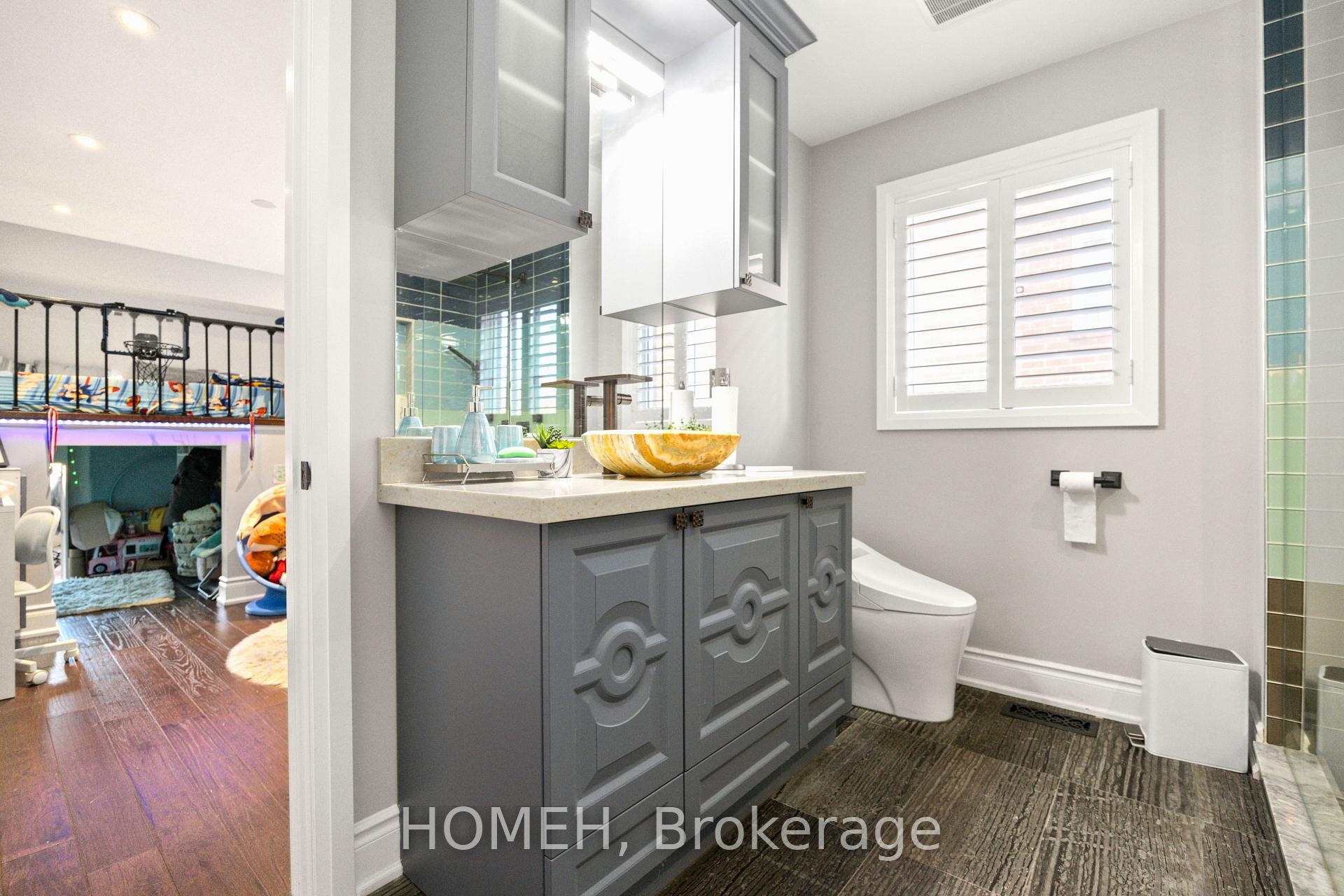 Photo 26 of 11 Bonny Meadows Drive, Aurora, Aurora Highlands — HOMEH