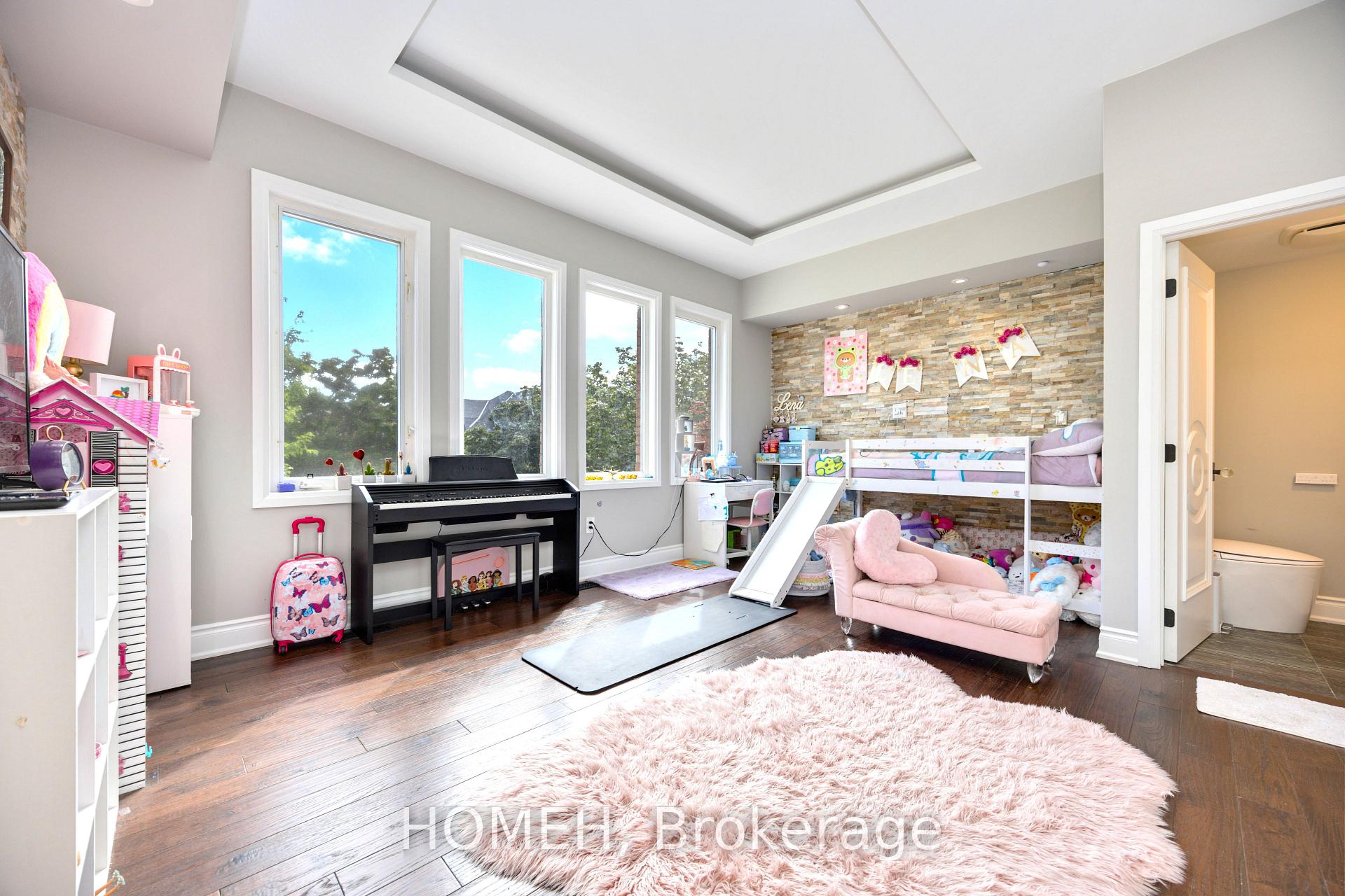 Photo 30 of 11 Bonny Meadows Drive, Aurora, Aurora Highlands — HOMEH