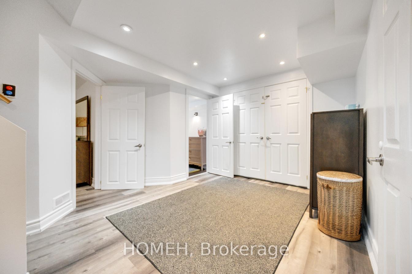 Photo 35 of 11 Bonny Meadows Drive, Aurora, Aurora Highlands — HOMEH