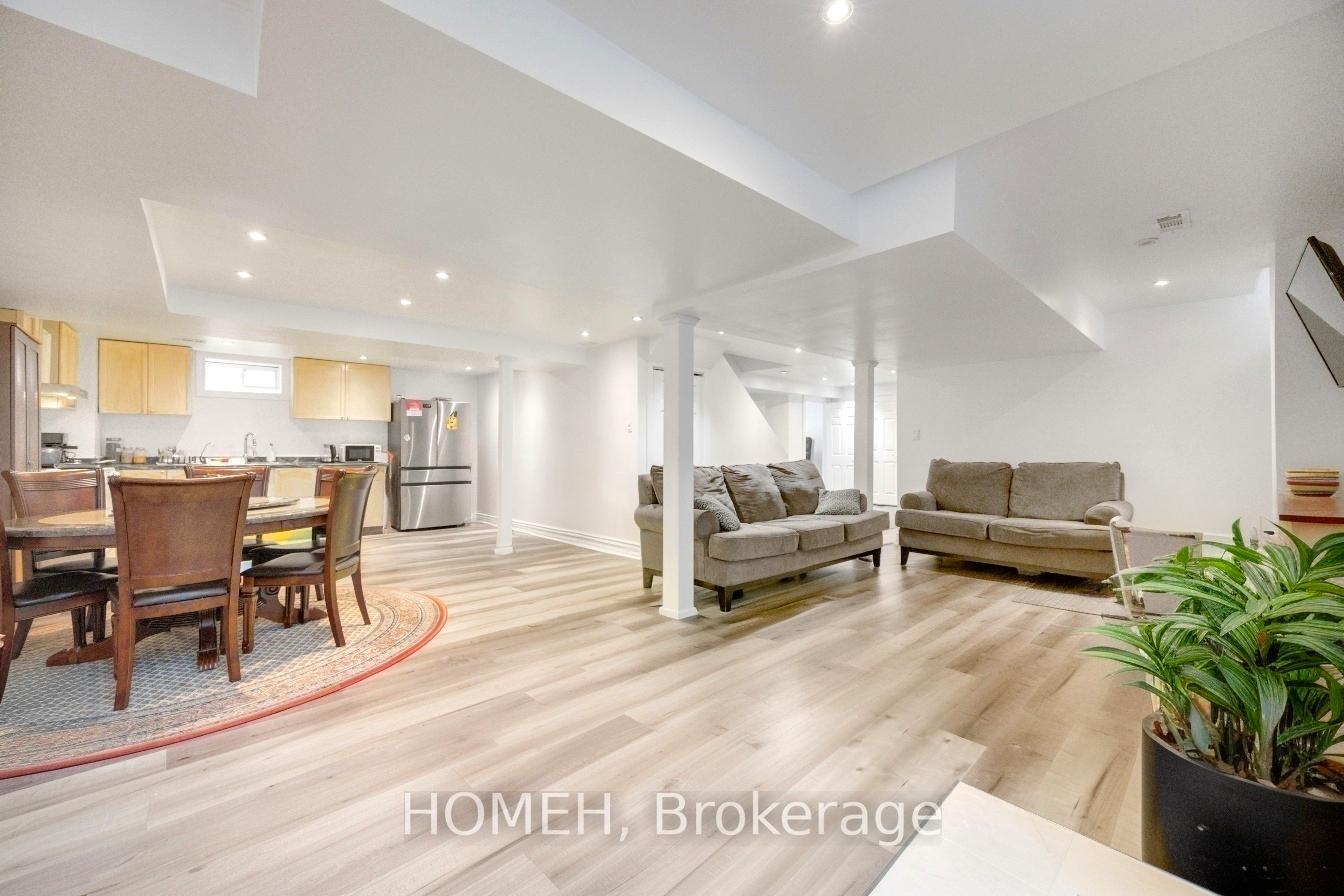 Photo 40 of 11 Bonny Meadows Drive, Aurora, Aurora Highlands — HOMEH