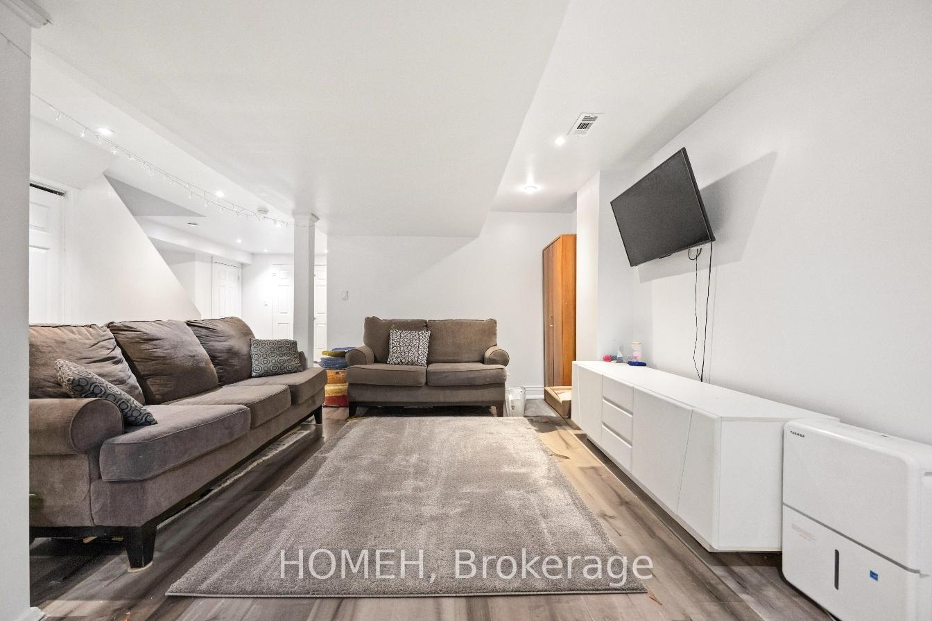 Photo 47 of 11 Bonny Meadows Drive, Aurora, Aurora Highlands — HOMEH
