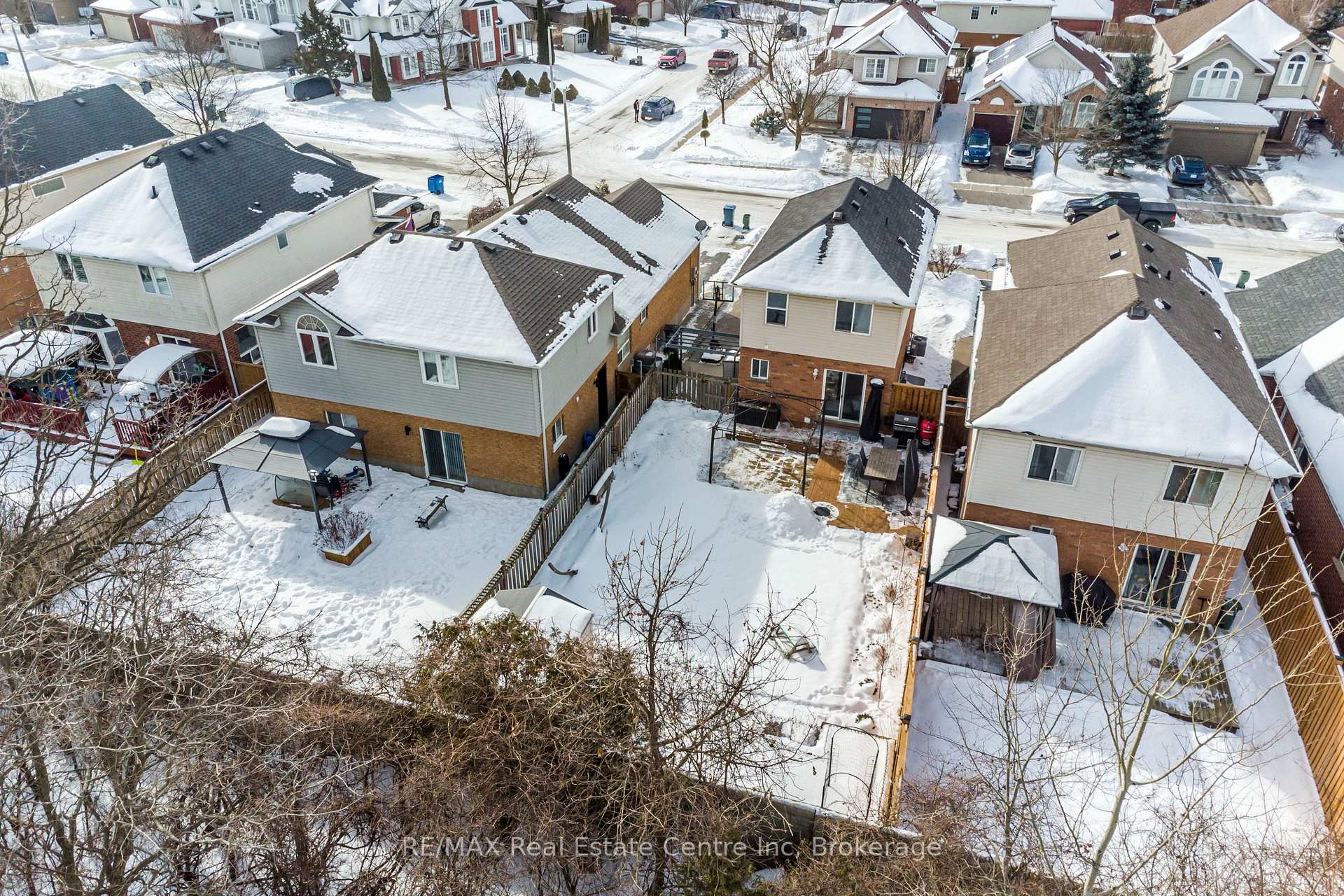 Photo 42 of 41 Milson Crescent, Guelph, Kortright Hills — HOMEH