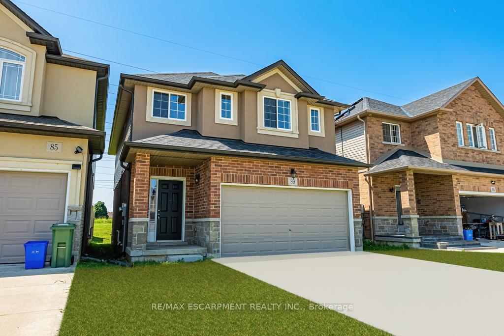 Photo 2 of 89 Medici Lane, Hamilton, Carpenter — HOMEH